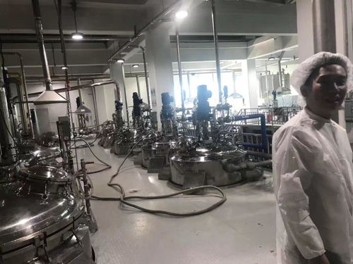 中國化妝品行業(yè)全產(chǎn)業(yè)鏈分析 從原料設備到終端渠道的協(xié)同發(fā)展
